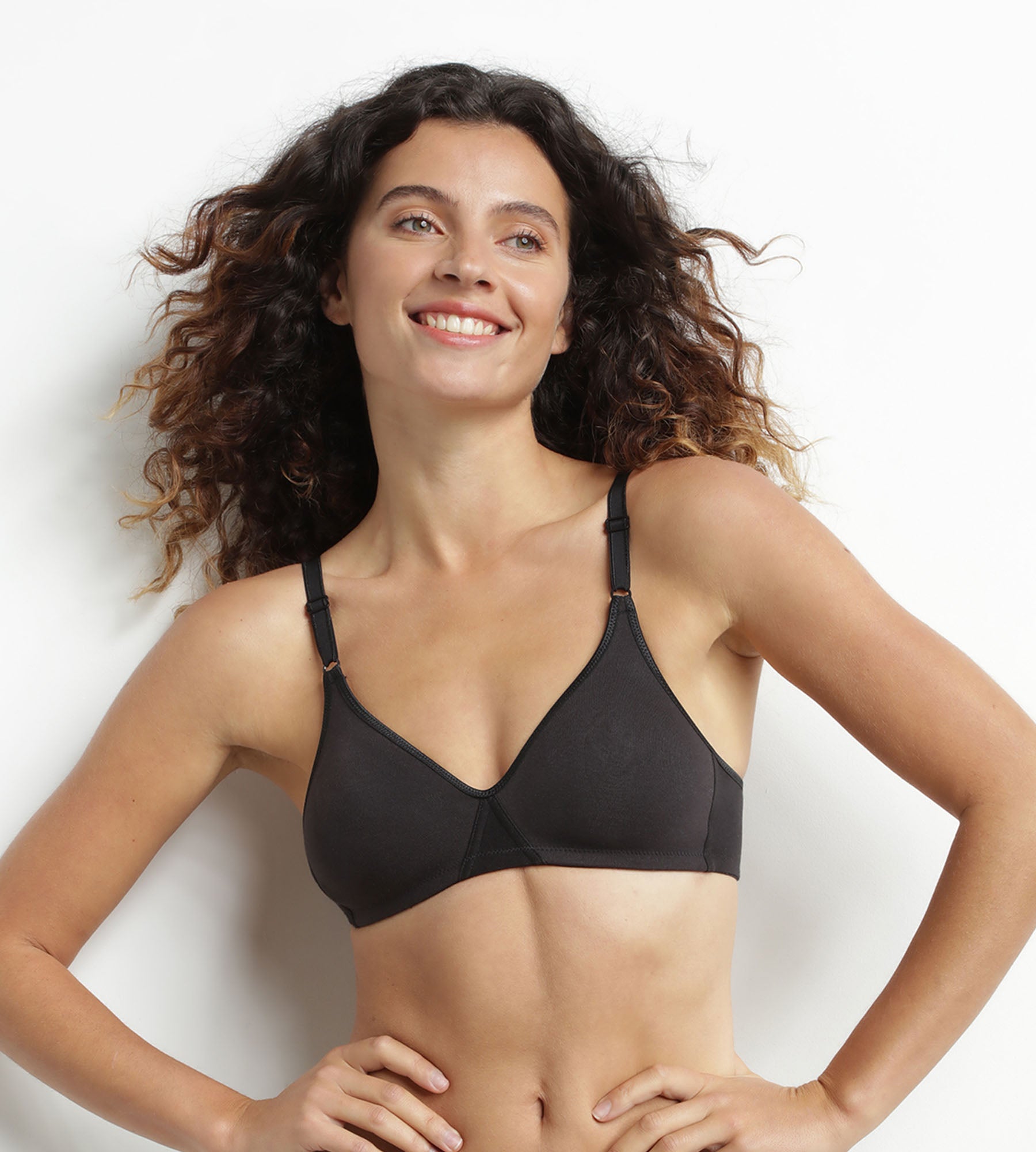 Soutien-gorge triangle sans armature en coton Noir Dim Daily DIM
