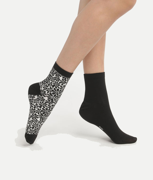 DIM Set van 2 paar biologisch katoenen bloemsokken Dim Good Zwart