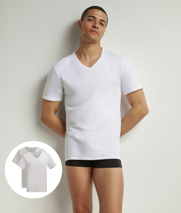 DIM Set van 2 DIM Good biokatoenen V-hals T-shirts Heren Wit Grijs
