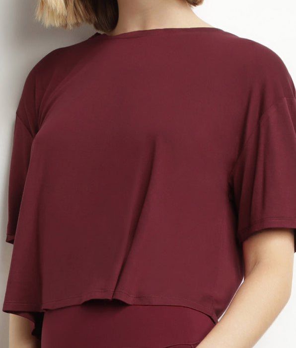 DIM Dames sport T-shirt in bordeaux viscose met open rug DIM Move