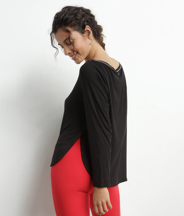 DIM Damessport tops met boothals in zwart viscose DIM Move