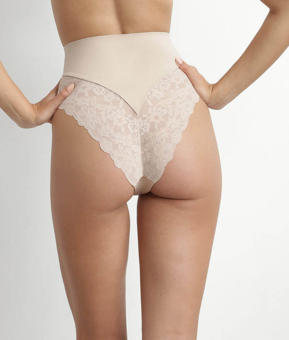 DIM Top van microvezel en kant Nude DIM Elegance
