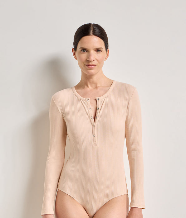 DIM Dames-T-shirt met lange mouwen van dun geribd jersey in skinroze van Dim x Ines de la Fressange