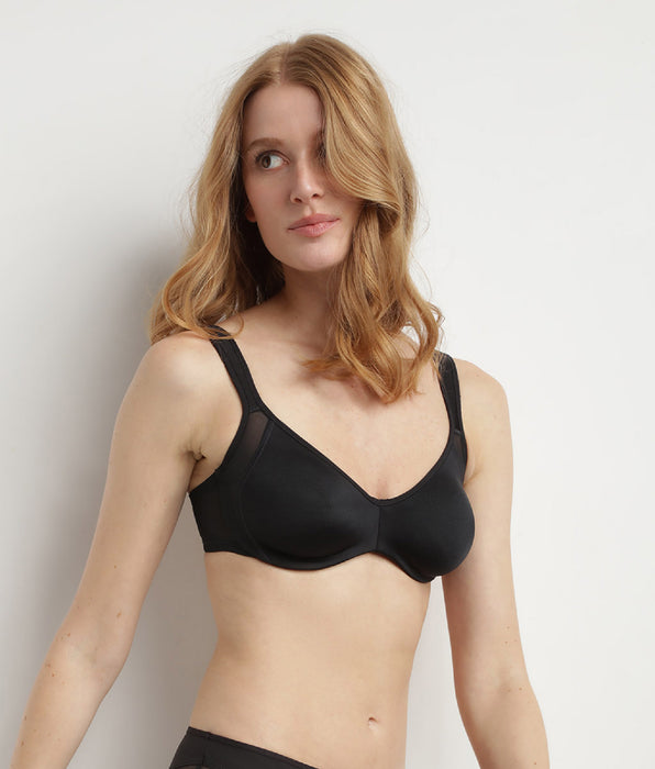 DIM Generous Minimizer zwart met beugel BH Dim