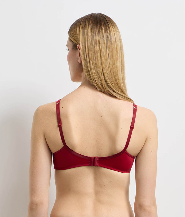 DIM Generous Classic beugelbeha met rode houten beugels