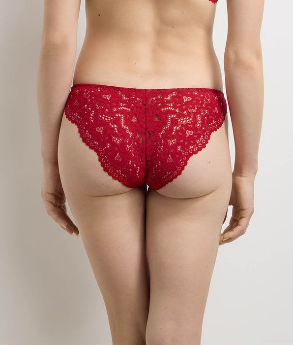 DIM Rode hooggetailleerde slip Burning Eclat
